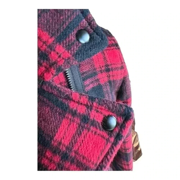 Women's Gap Plaid Coat Size S Red and Black Side Zip Asymmetrical Preowned - Picture 7 of 10